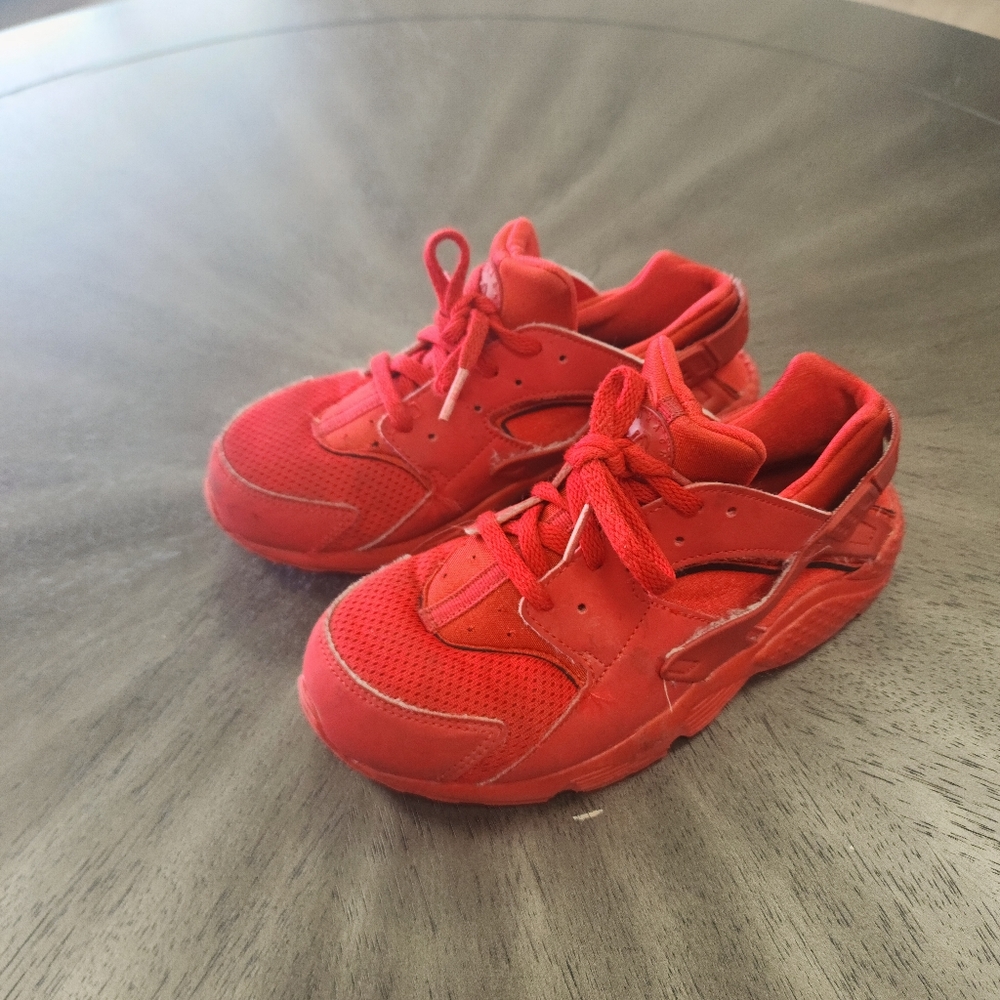 Kids Nike Huarache - Red Size 3